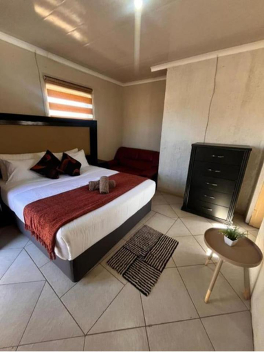 Bedroom 2, Begin Guesthouse, Gert Sibande