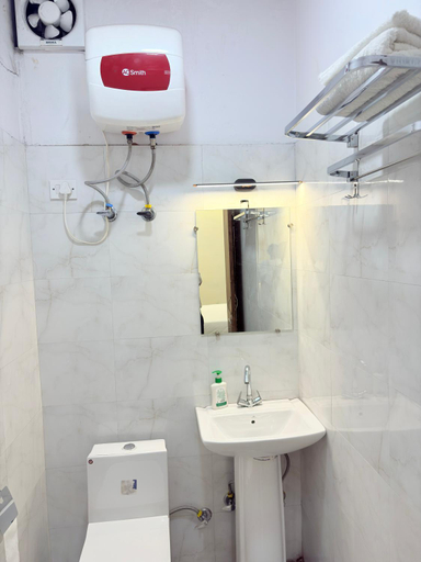 Bathroom 4, Gulmohar Residency Hauz Khas , Delhi