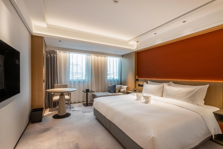 Bedroom 2, Yong Xing Garden Hotel, Beijing