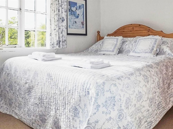 Bedroom 3, The Old Ship Inn, Nottinghamshire