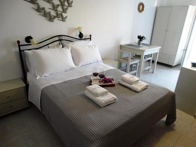 Bedroom 2, Castelopetra, South Aegean