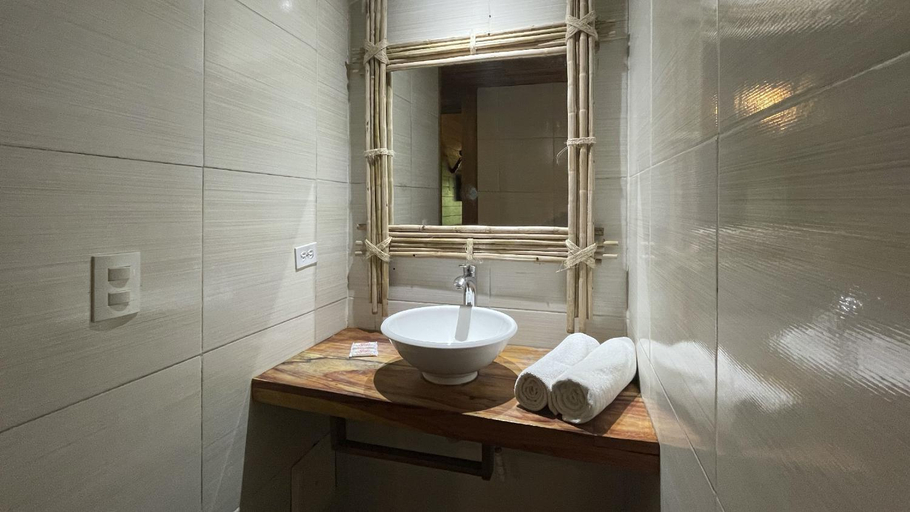Bathroom 4, Hotel Amazon On vacation, Leticia