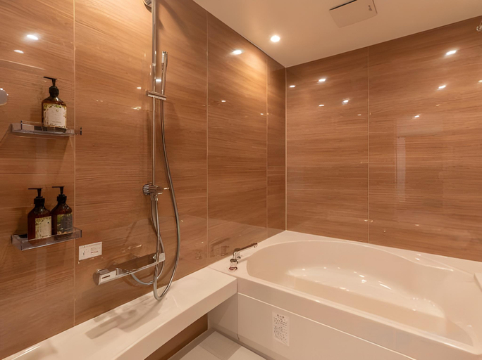 Bathroom 3, Naha Shintoshin Hotel, Naha
