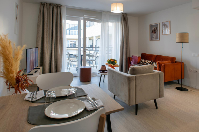 Others 3, Residence Services Seniors DOMITYS - Les Galopins, Dordogne