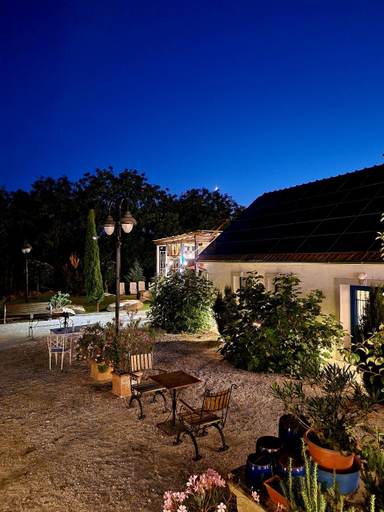 Exterior view 2, Kali Cool, Tapolca