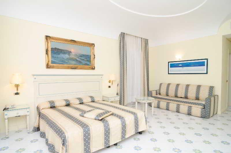 Bedroom 2, Hotel Flora, Napoli