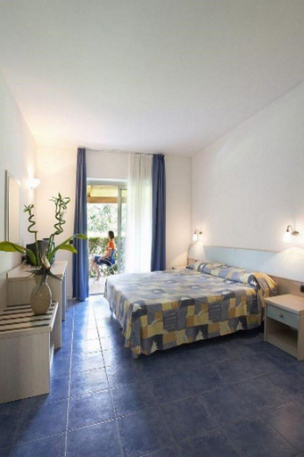 Bedroom 3, Pizzo Calabro Resort, Vibo Valentia