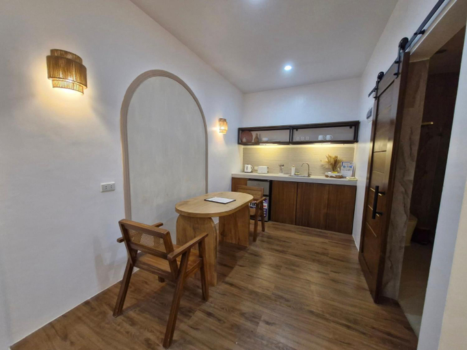 Others 4, Villa Alessandra Homestay, Moalboal