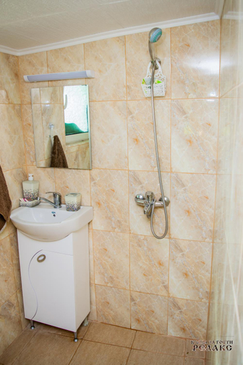 Bathroom 3, Къща за гости Рупите , Guest House Relax Rupite, Petrich
