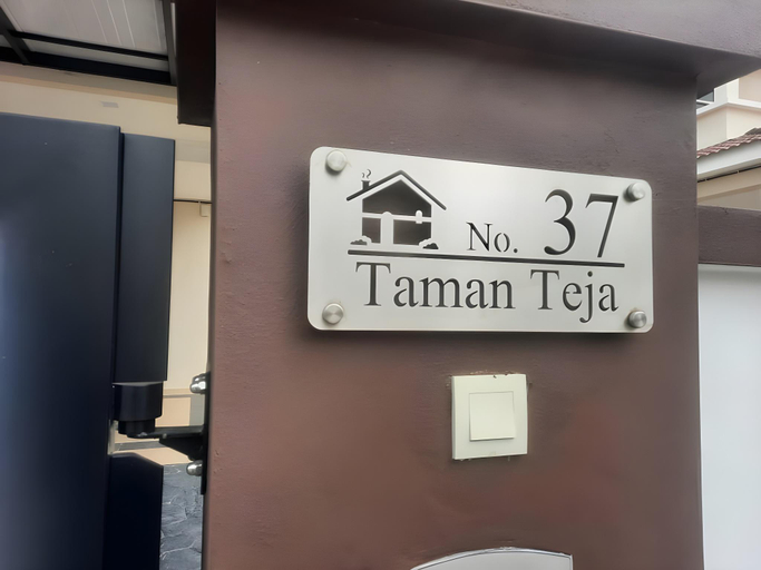 Others 5, Hakeem Homestay, Pokok Sena