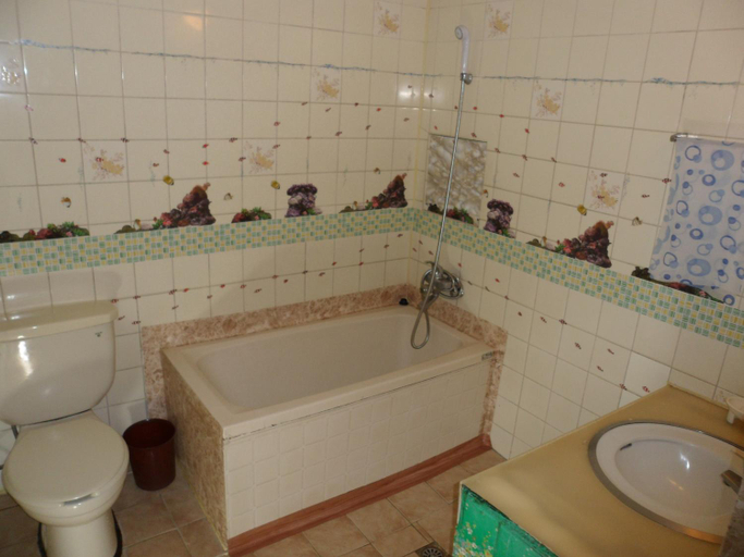 Bathroom, Gyerim Motel, Chuncheon
