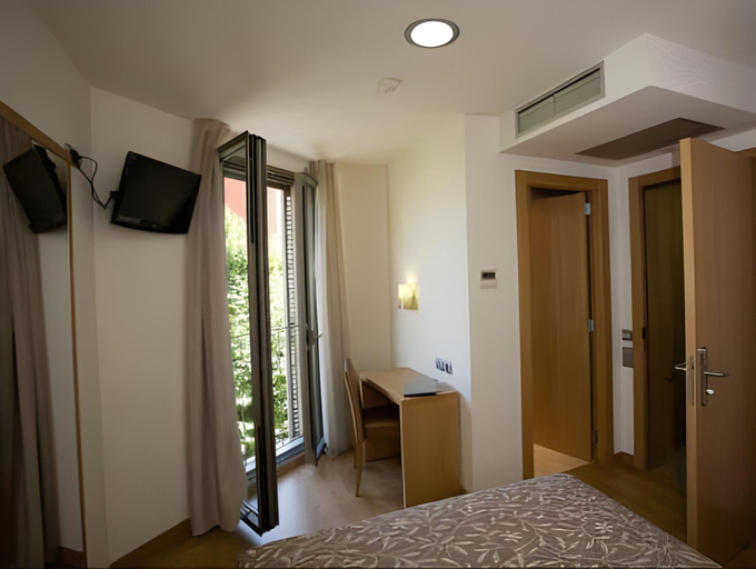 Bedroom, Hostal Rambla, Barcelona