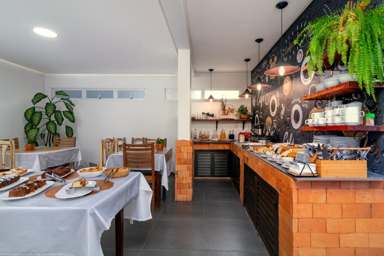 Food & Drinks 4, Hotel Conchas, Penha