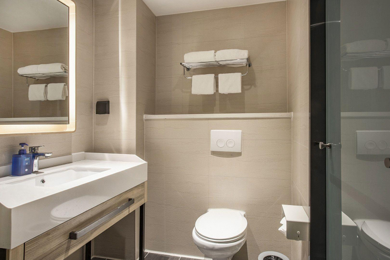 Bathroom 3, Hanting Hotel Guiyang Railway Station Qingyun Market, Guiyang