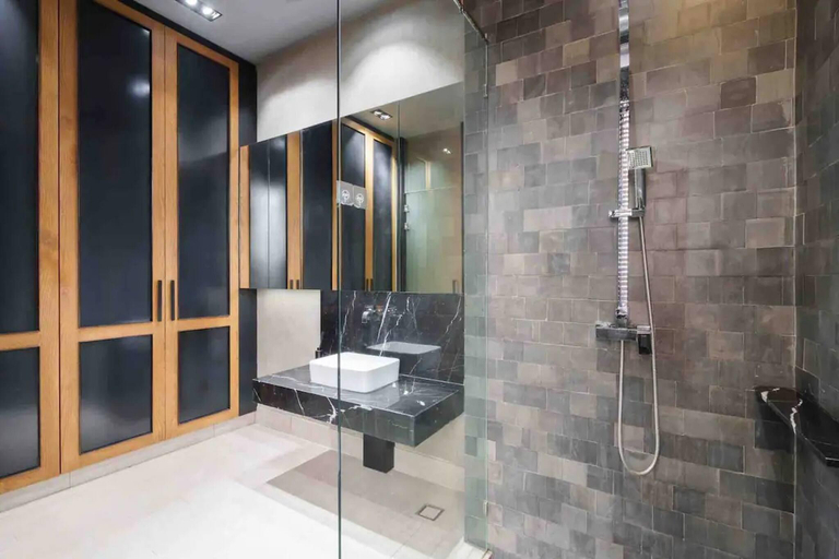 Bathroom 4, Luxury Modern Pool Jacuzzi Villa 5BR Thonglor, Wattana