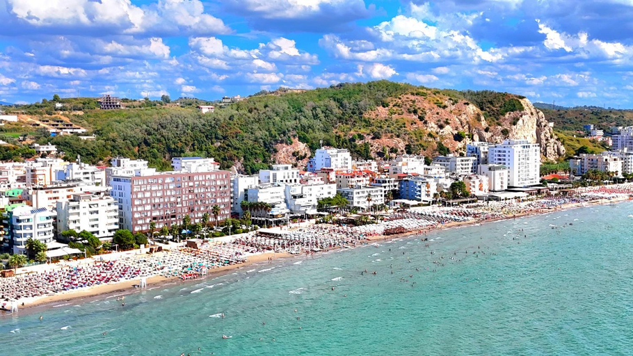 Others 5, Sea Vista Apartment with Balcony 158, Durrësit