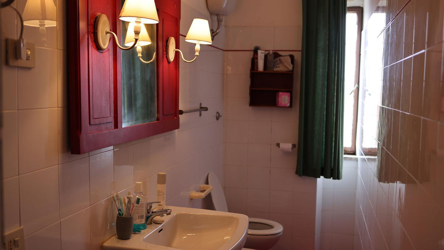 Bathroom, Podere del Monte, Terni