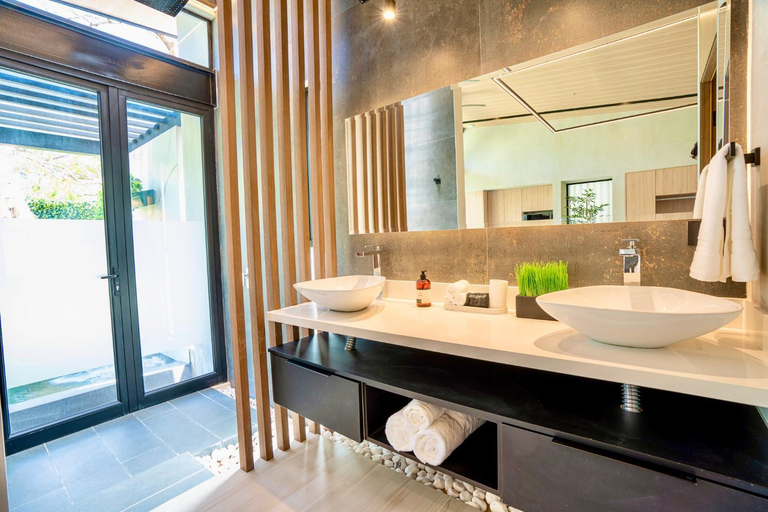 Bathroom 4, Epic Tamarindo Boutique Hotel, Santa Cruz