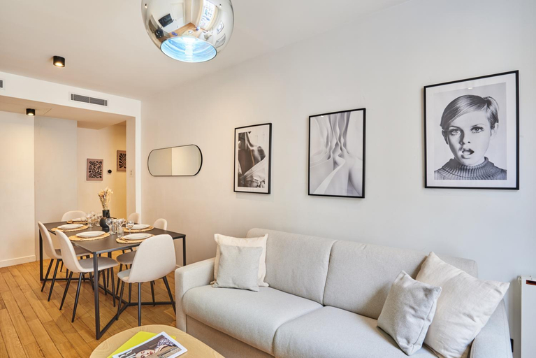 Others 5, Residence Center of Paris by Studio prestige, Paris