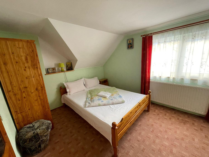 Bedroom 5, Casa de Vis, Poiana Marului