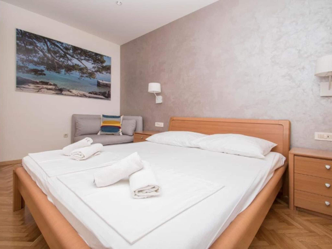 Bedroom 2, Apartments Antonio - One Bedroom Apartment with Balcony and Sea View - 3, Tučepi