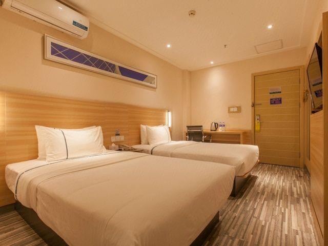Bedroom 2, City Comfort Inn Wuhan Guanggu Textile University, Wuhan