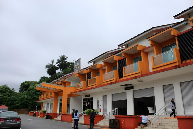 Exterior & Views 5, HOTEL KETENGAH TASIK KENYIR, Hulu Terengganu