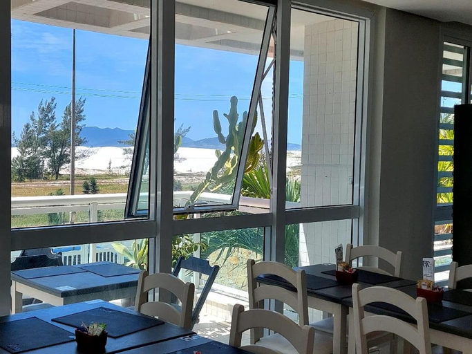 Food & Drinks 2, Mandai Flat, Cabo Frio