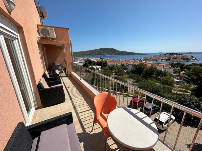 Others 4, Apartment Visum, Primošten