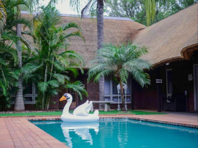 Others 5, Stay@Sparks Guesthouse, Waterberg
