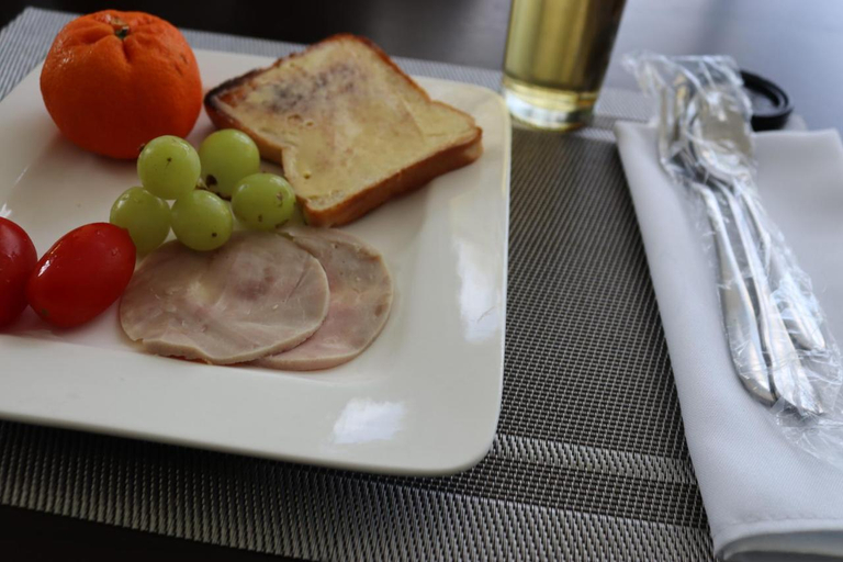 Food & Drinks 5, Uzuri Lifestyle, O.R.Tambo