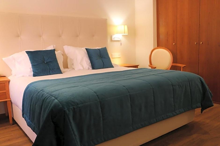 Bedroom 3, Ocean Gardens, Funchal