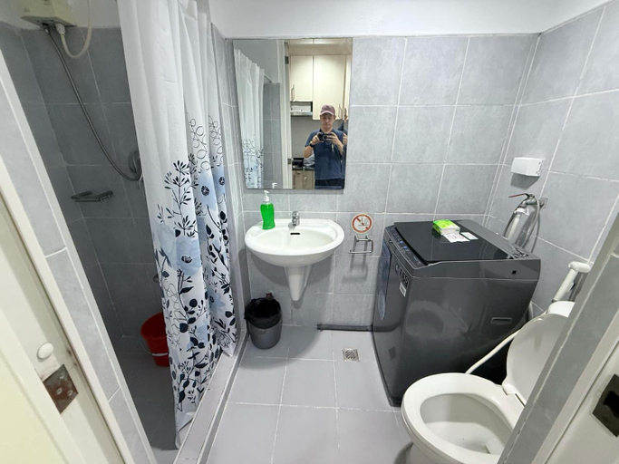 Bathroom, Sea Residences Mall of Asia- Jerson, Pasay City