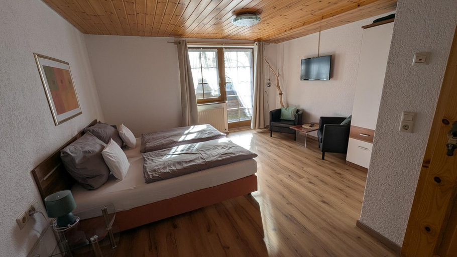 Bedroom 3, Gasthof Kussaburg, Waldshut