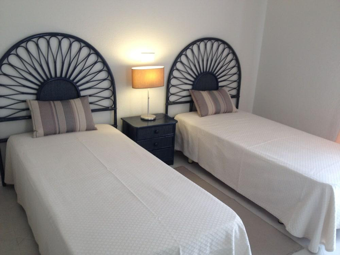Bedroom 3, Lakeside Country Club, Loulé