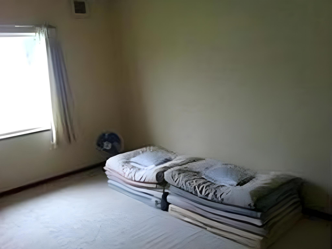 Bedroom 2, Yobito Ryokan, Abashiri