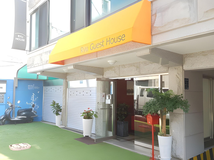 Exterior & Views 2, Forêt Guest House, Gangnam