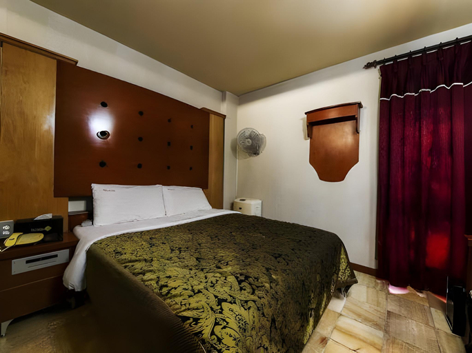 Bedroom 2, Andong Win Hotel, Andong