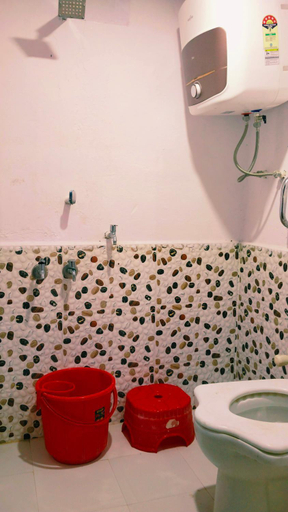 Others 3, Vardaan Rooms, Kaushambi
