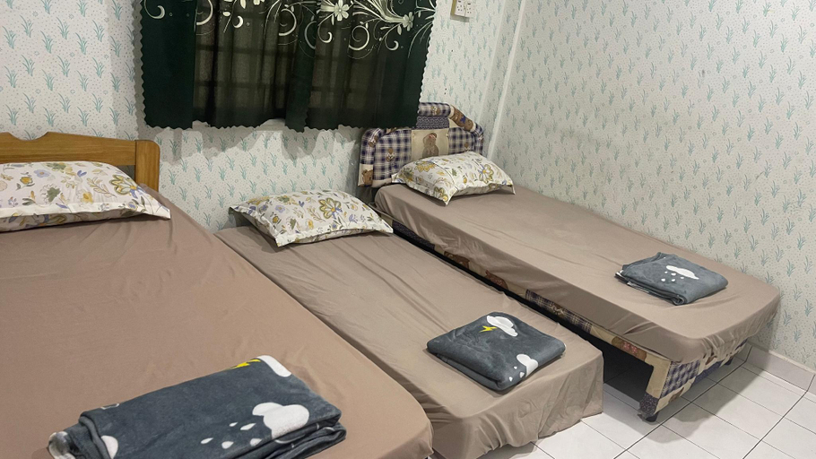 Bedroom 2, A Cozy home at Tenom, Tenom