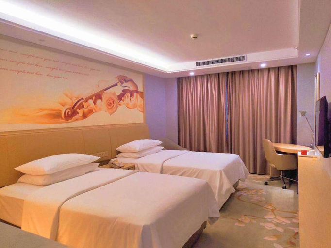 Bedroom 2, Vienna Hotel Guangxi Hechi Jinchengjiang Baima Street, Hechi