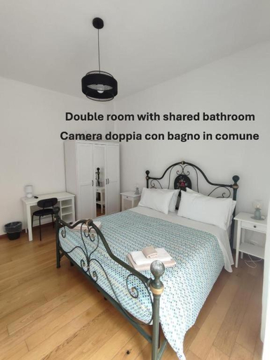 Bedroom 3, Casa dei Fiori, Bologna