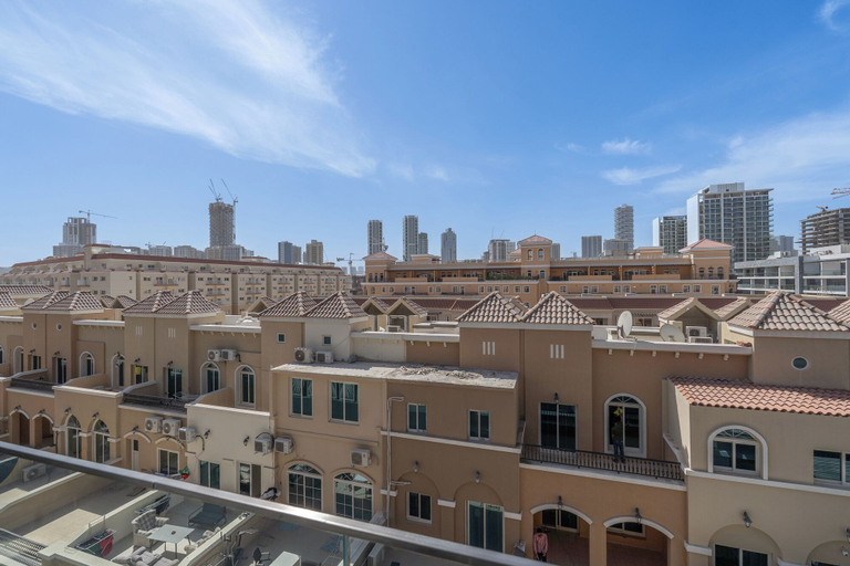 Exterior 2, Luxury Stay At JVC with Pool & Gym, Dubai
