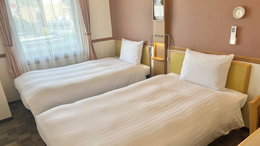 Bedroom 3, Toyoko Inn Tokuyama-eki Shinkansen-guchi, Shūnan