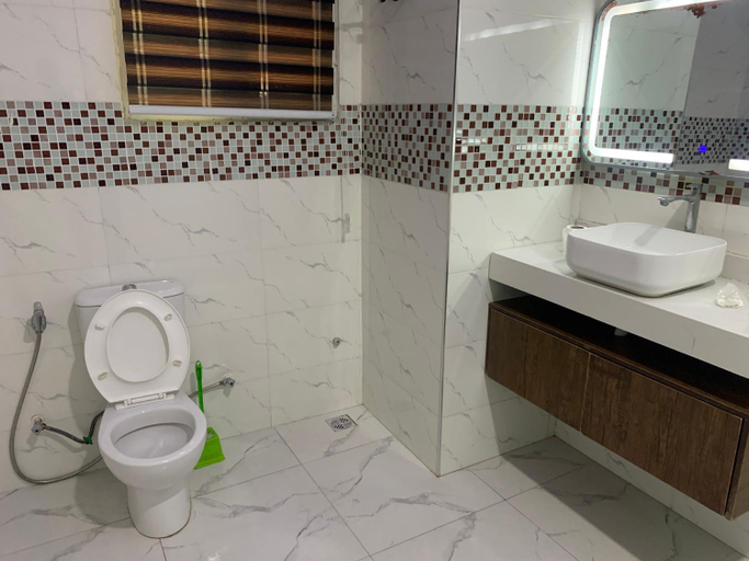Bathroom 3, Presken Hotel @Oniru, Eti-Osa