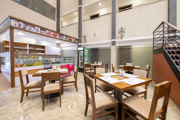 Food & Drinks 4, Sunstar Residency and Food Plaza Pala, Kottayam