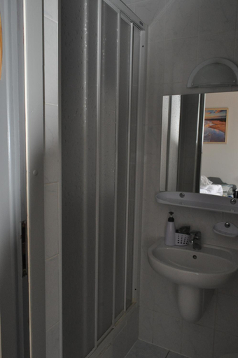 Bathroom 2, Pokoje Goscinne U KASI, Kołobrzeg