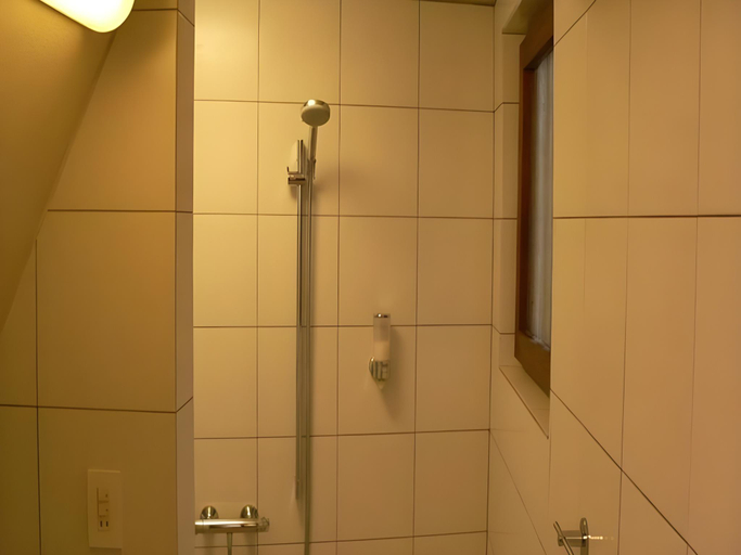 Bathroom 3, Moons Cafe Vacation Rental, Onomichi
