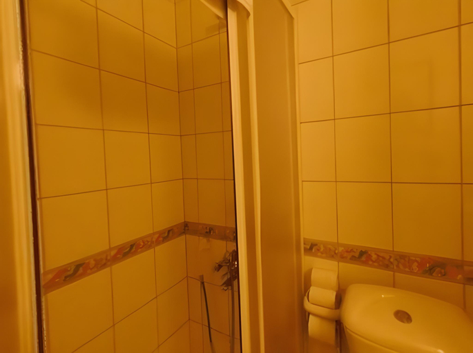 Bathroom 4, Grand Uysal Beach and Spa Hotel, Alanya