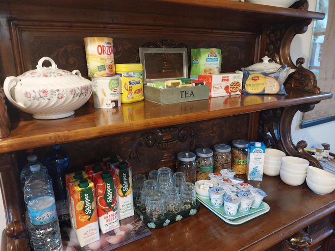 Food & Drinks 3, Tenuta Montanello B&B, Cuneo